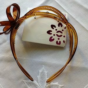 COPY - 💕Host pick💕 Floral twisted headband